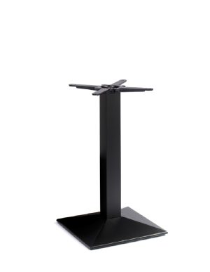 Pyramid - Square Dining